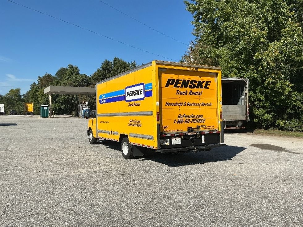 Light Duty Box Truck-Light and Medium Duty Trucks-GMC-2021-Savana G33903-Greer-SC-124,733\n\t\tmiles-$ 21,750 - Image 6