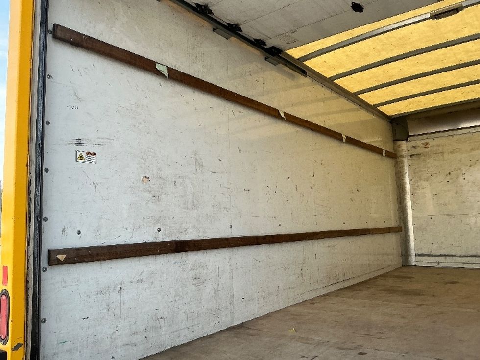 Light Duty Box Truck-Light and Medium Duty Trucks-GMC-2021-Savana G33903-Gulfport-MS-101,619\n\t\tmiles-$ 26,250 - Image 11