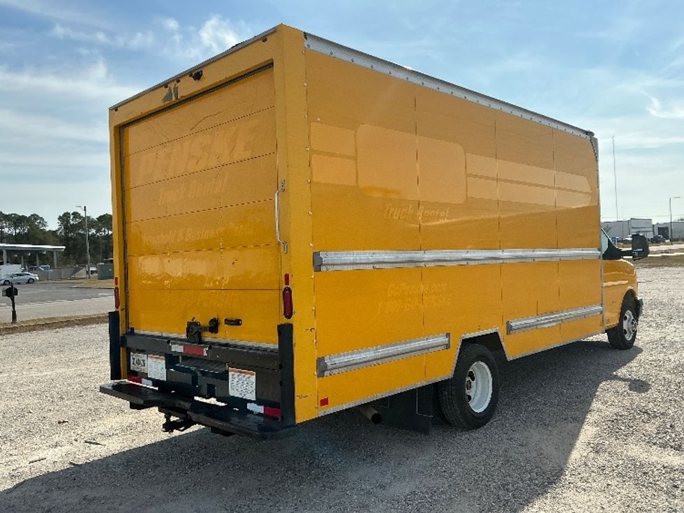 Light Duty Box Truck-Light and Medium Duty Trucks-GMC-2021-Savana G33903-Gulfport-MS-101,619\n\t\tmiles-$ 26,250 - Image 13