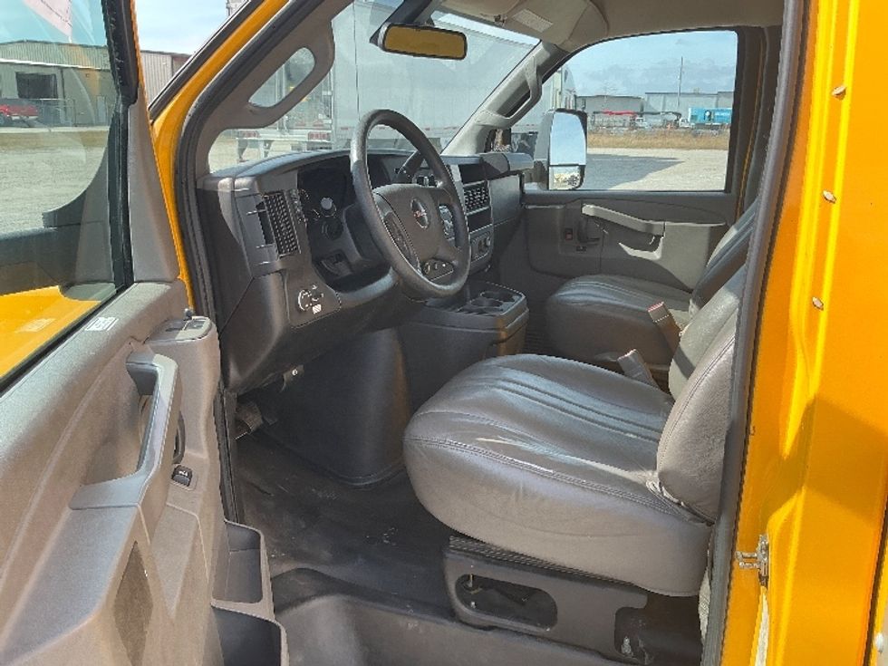 Light Duty Box Truck-Light and Medium Duty Trucks-GMC-2021-Savana G33903-Gulfport-MS-101,619\n\t\tmiles-$ 26,250 - Image 16
