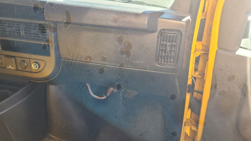 Light Duty Box Truck-Light and Medium Duty Trucks-GMC-2021-Savana G33903-Hagerstown-MD-78,050\n\t\tmiles-$ 26,750 - Image 21