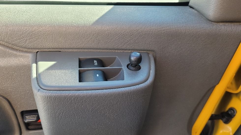 Light Duty Box Truck-Light and Medium Duty Trucks-GMC-2021-Savana G33903-Hagerstown-MD-78,050\n\t\tmiles-$ 26,750 - Image 25