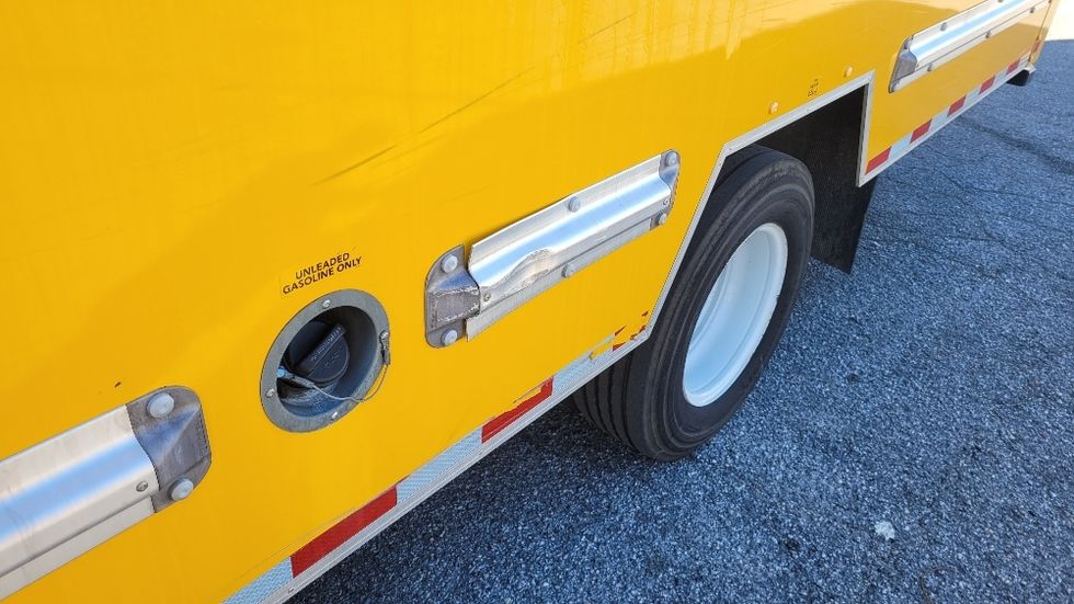 Light Duty Box Truck-Light and Medium Duty Trucks-GMC-2021-Savana G33903-Hagerstown-MD-78,050\n\t\tmiles-$ 26,750 - Image 27