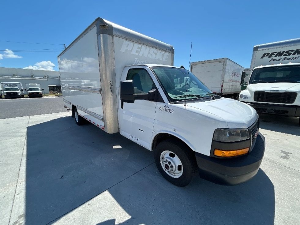 Light Duty Box Truck-Light and Medium Duty Trucks-GMC-2021-Savana G33903-Hammond-LA-160,861\n\t\tmiles-$ 21,000 - Image 1