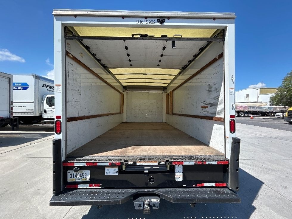 Light Duty Box Truck-Light and Medium Duty Trucks-GMC-2021-Savana G33903-Hammond-LA-160,861\n\t\tmiles-$ 21,000 - Image 8