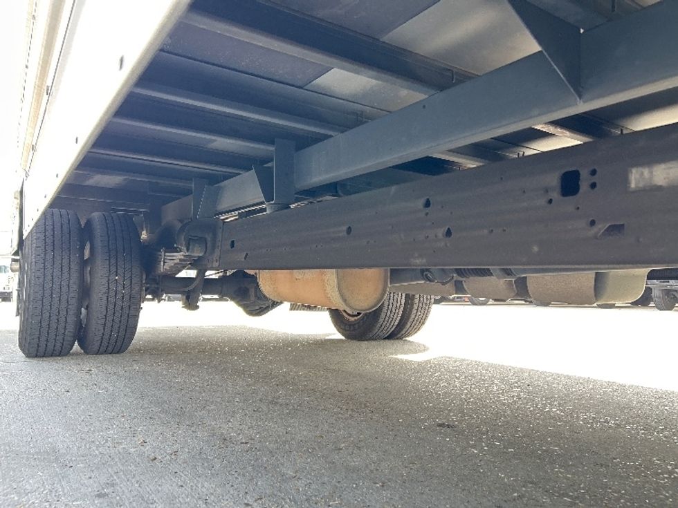 Light Duty Box Truck-Light and Medium Duty Trucks-GMC-2021-Savana G33903-Hammond-LA-69,389\n\t\tmiles-$ 32,750 - Image 13