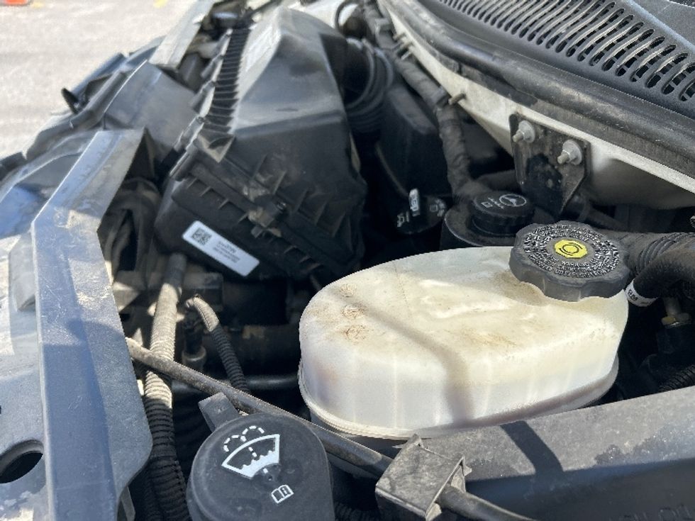 Light Duty Box Truck-Light and Medium Duty Trucks-GMC-2021-Savana G33903-Hammond-LA-69,389\n\t\tmiles-$ 32,750 - Image 23