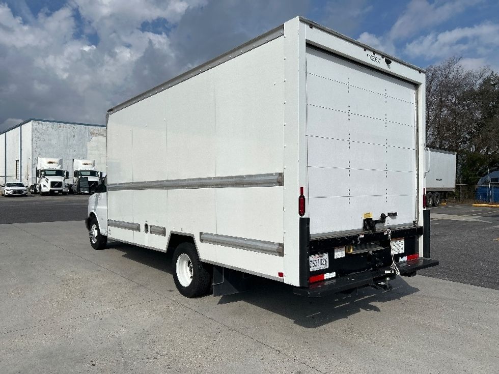 Light Duty Box Truck-Light and Medium Duty Trucks-GMC-2021-Savana G33903-Hammond-LA-69,389\n\t\tmiles-$ 32,750 - Image 6