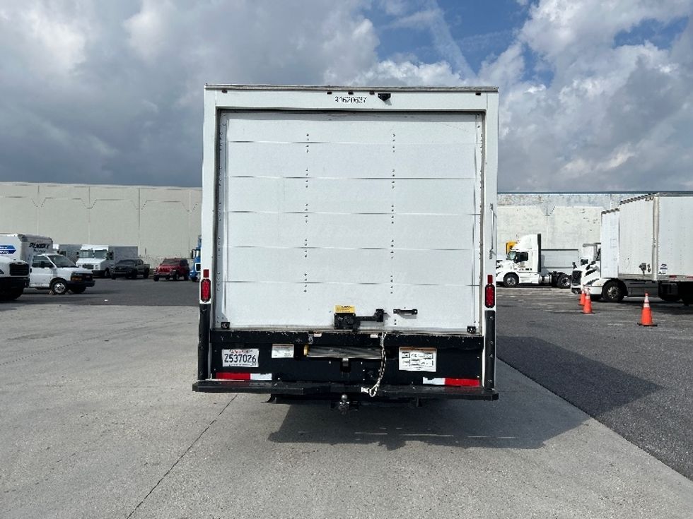 Light Duty Box Truck-Light and Medium Duty Trucks-GMC-2021-Savana G33903-Hammond-LA-69,389\n\t\tmiles-$ 32,750 - Image 7