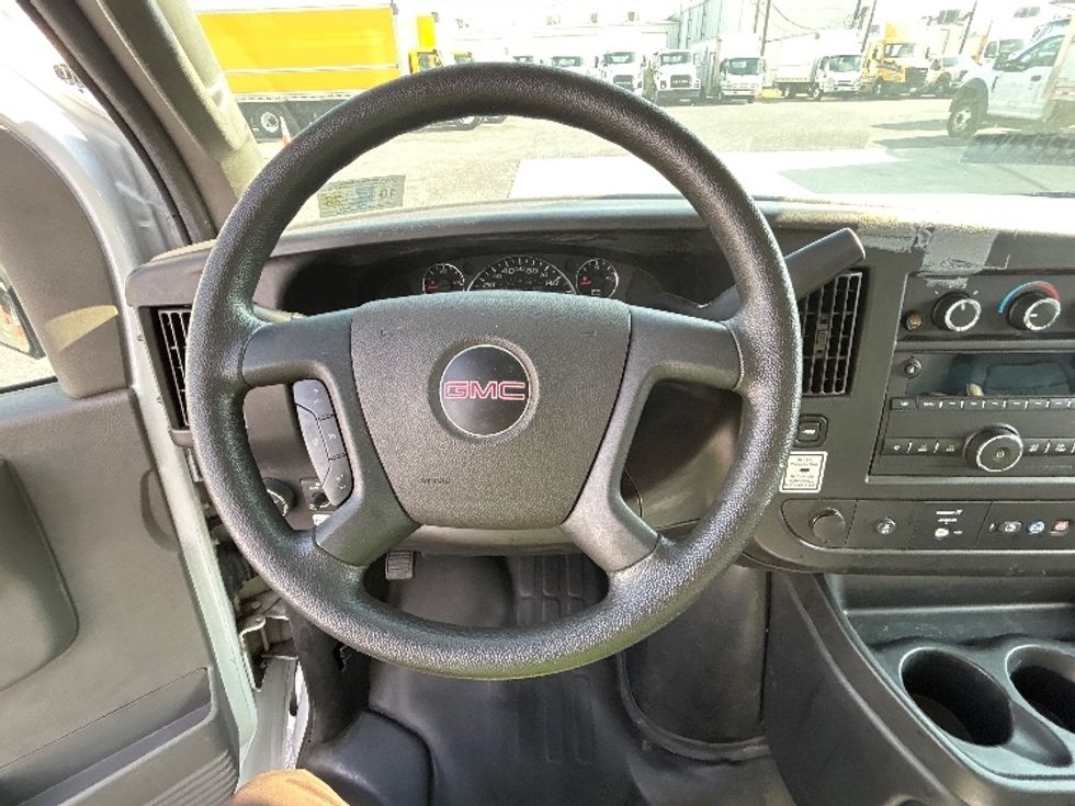 Light Duty Box Truck-Light and Medium Duty Trucks-GMC-2021-Savana G33903-Hammond-LA-78,712\n\t\tmiles-$ 31,750 - Image 16