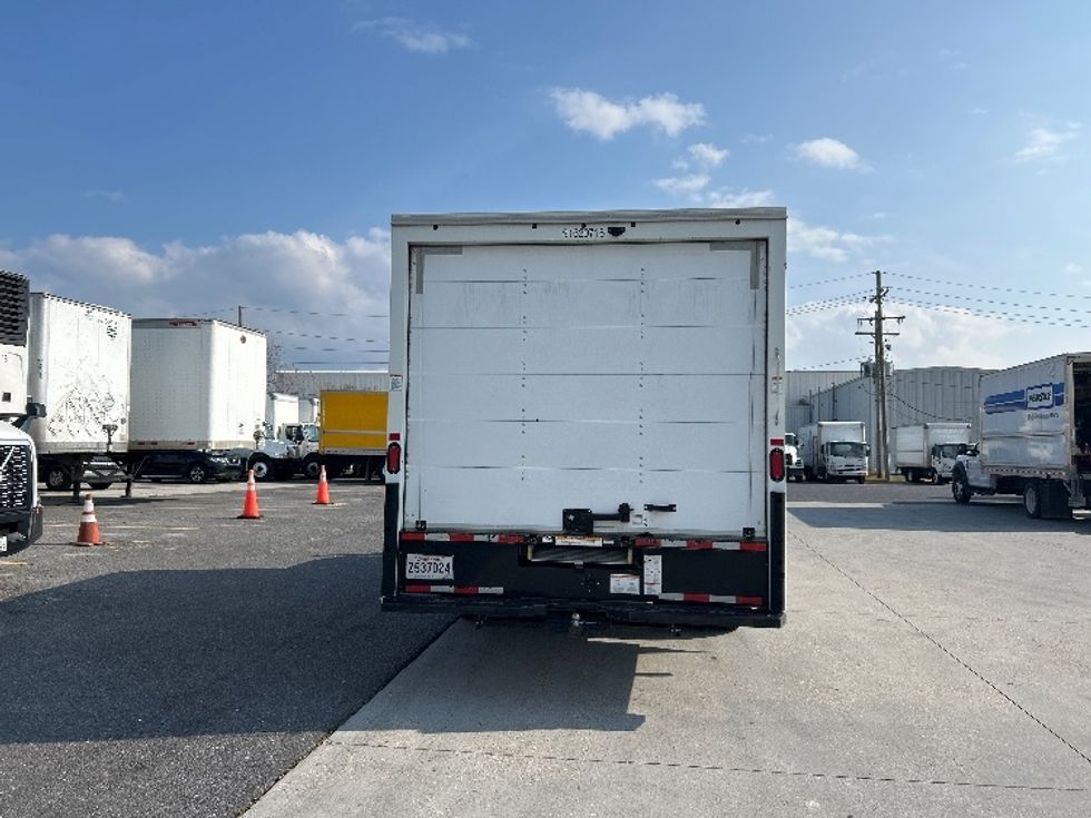 Light Duty Box Truck-Light and Medium Duty Trucks-GMC-2021-Savana G33903-Hammond-LA-78,712\n\t\tmiles-$ 31,750 - Image 7