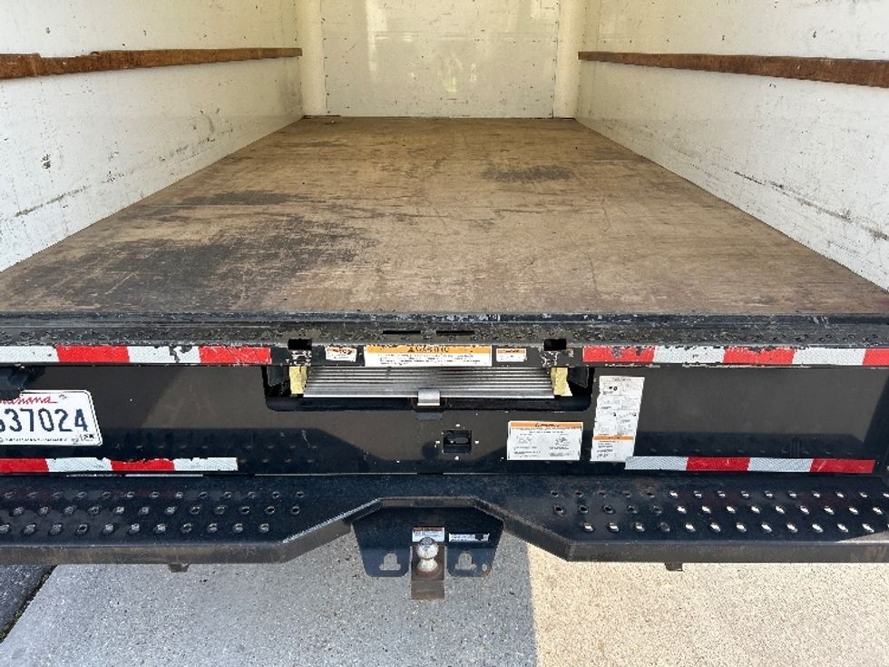 Light Duty Box Truck-Light and Medium Duty Trucks-GMC-2021-Savana G33903-Hammond-LA-78,712\n\t\tmiles-$ 31,750 - Image 9