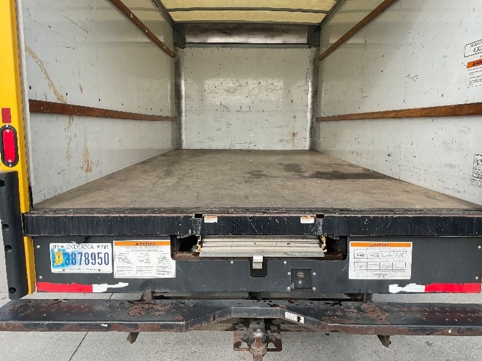 Light Duty Box Truck-Light and Medium Duty Trucks-GMC-2021-Savana G33903-Harahan-LA-100,308\n\t\tmiles-$ 26,500 - Image 10