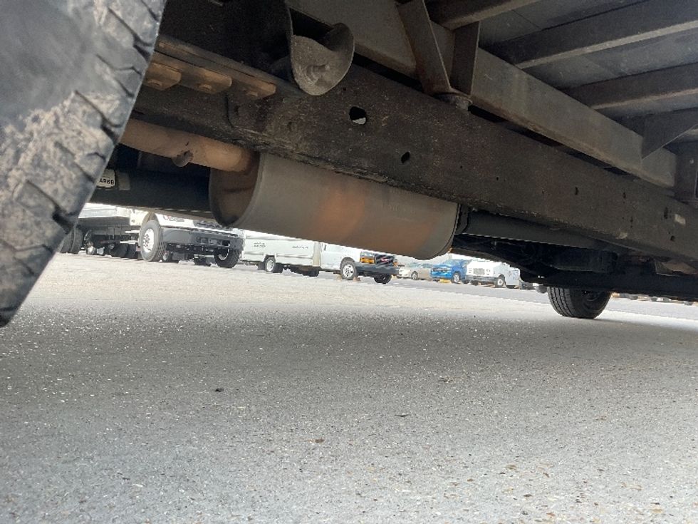 Light Duty Box Truck-Light and Medium Duty Trucks-GMC-2021-Savana G33903-Harahan-LA-100,308\n\t\tmiles-$ 26,500 - Image 14