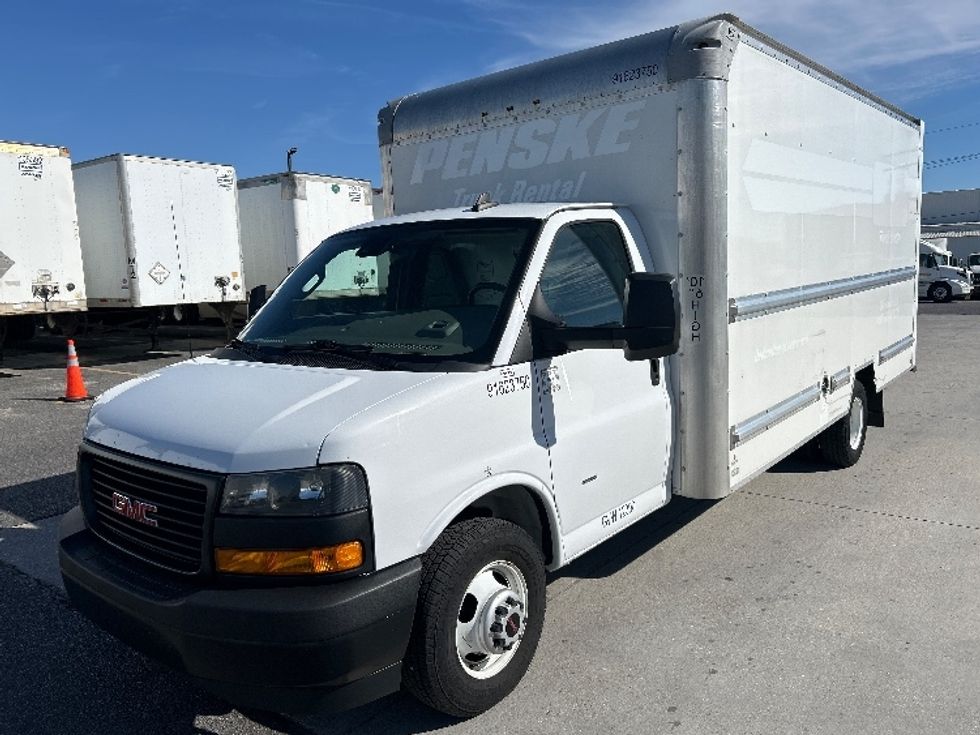 Light Duty Box Truck-Light and Medium Duty Trucks-GMC-2021-Savana G33903-Harahan-LA-105,563\n\t\tmiles-$ 28,750 - Image 3