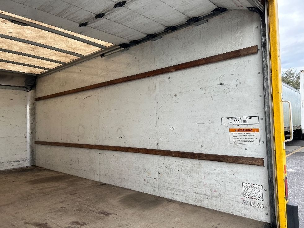 Light Duty Box Truck-Light and Medium Duty Trucks-GMC-2021-Savana G33903-Harahan-LA-111,537\n\t\tmiles-$ 25,250 - Image 10