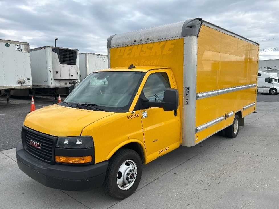 Light Duty Box Truck-Light and Medium Duty Trucks-GMC-2021-Savana G33903-Harahan-LA-111,537\n\t\tmiles-$ 25,250 - Image 3