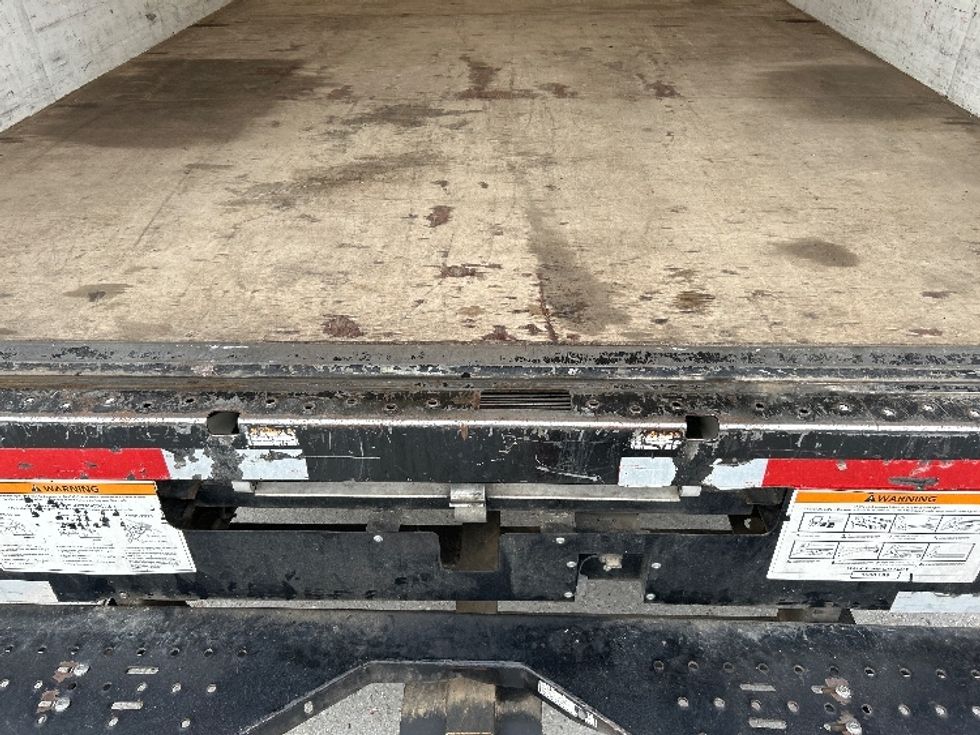 Light Duty Box Truck-Light and Medium Duty Trucks-GMC-2021-Savana G33903-Harahan-LA-111,537\n\t\tmiles-$ 25,250 - Image 8