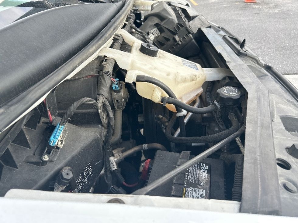 Light Duty Box Truck-Light and Medium Duty Trucks-GMC-2021-Savana G33903-Harahan-LA-129,891\n\t\tmiles-$ 25,750 - Image 22