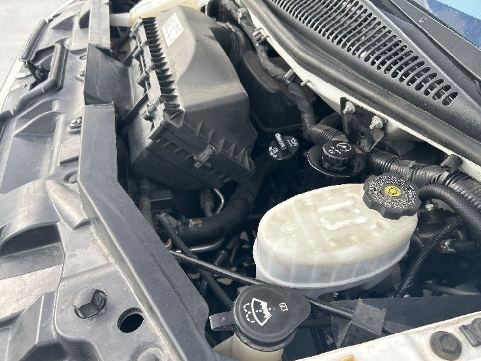 Light Duty Box Truck-Light and Medium Duty Trucks-GMC-2021-Savana G33903-Harahan-LA-129,891\n\t\tmiles-$ 25,750 - Image 23