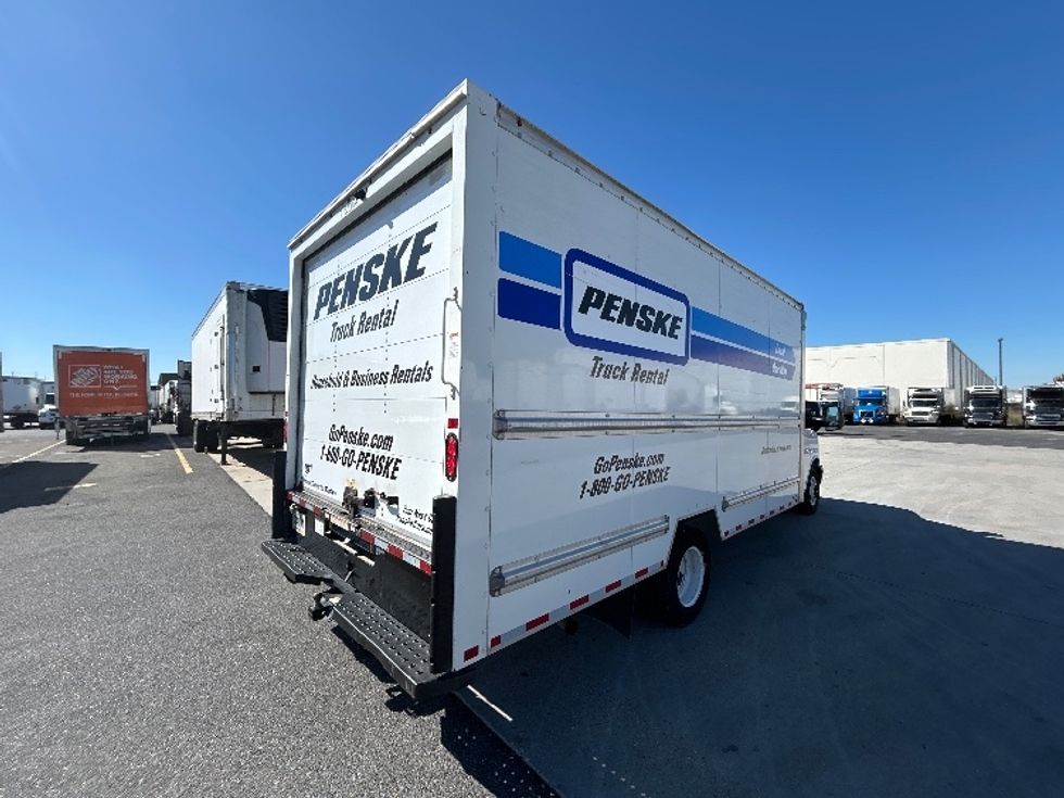 Light Duty Box Truck-Light and Medium Duty Trucks-GMC-2021-Savana G33903-Harahan-LA-62,245\n\t\tmiles-$ 33,750 - Image 11