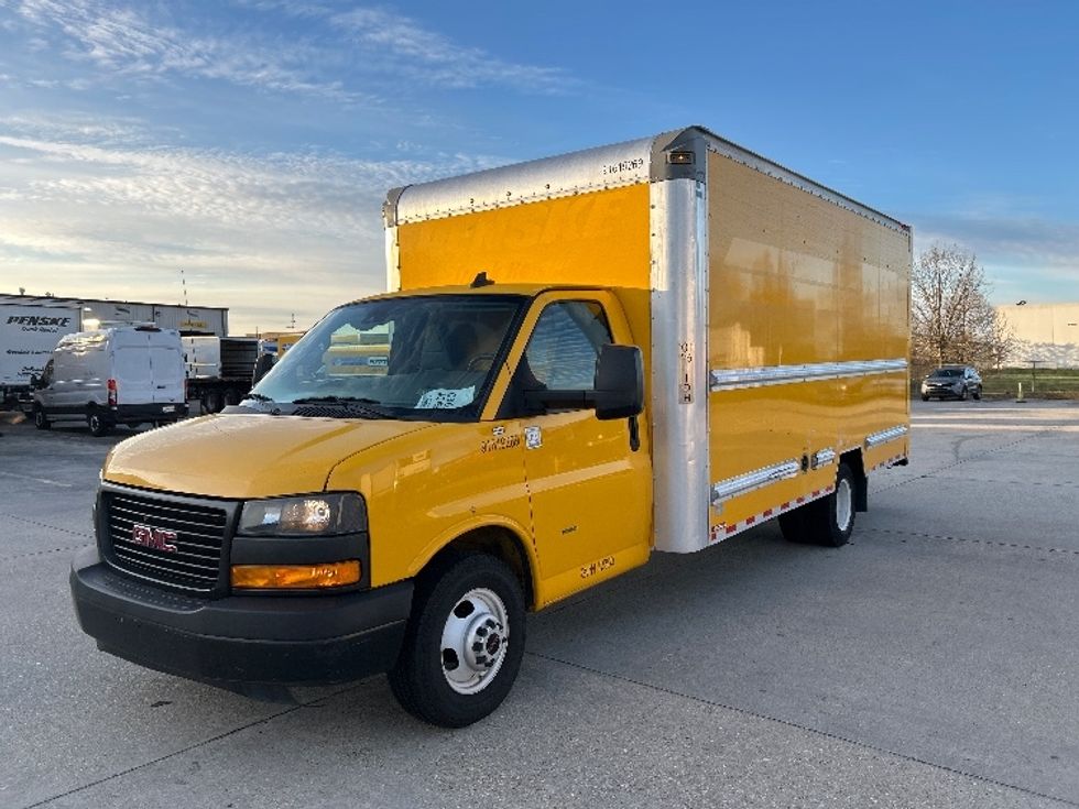 Light Duty Box Truck-Light and Medium Duty Trucks-GMC-2021-Savana G33903-Harahan-LA-84,528\n\t\tmiles-$ 28,500 - Image 3