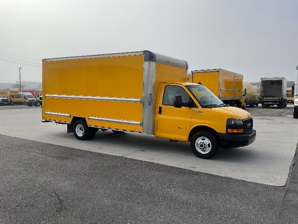 Light Duty Box Truck-Light and Medium Duty Trucks-GMC-2021-Savana G33903-Harahan-LA-86,317\n\t\tmiles-$ 28,000 - Image 1