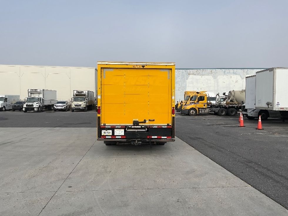 Light Duty Box Truck-Light and Medium Duty Trucks-GMC-2021-Savana G33903-Harahan-LA-86,317\n\t\tmiles-$ 28,000 - Image 7