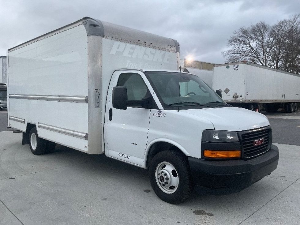 Light Duty Box Truck-Light and Medium Duty Trucks-GMC-2021-Savana G33903-Harahan-LA-93,912\n\t\tmiles-$ 30,000 - Image 1