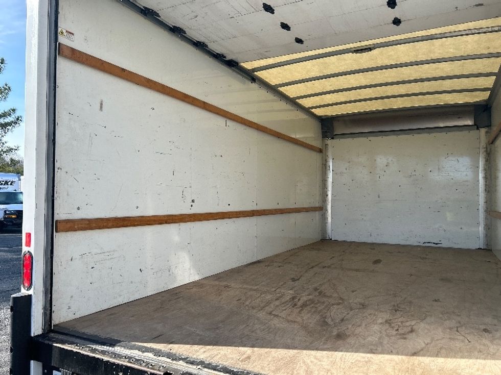 Light Duty Box Truck-Light and Medium Duty Trucks-GMC-2021-Savana G33903-Harrisburg-PA-111,265\n\t\tmiles-$ 27,250 - Image 11