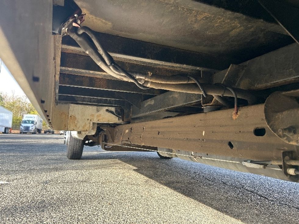 Light Duty Box Truck-Light and Medium Duty Trucks-GMC-2021-Savana G33903-Harrisburg-PA-111,265\n\t\tmiles-$ 27,250 - Image 5