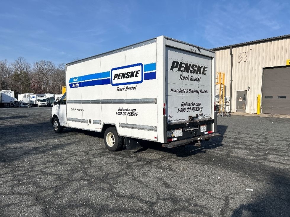 Light Duty Box Truck-Light and Medium Duty Trucks-GMC-2021-Savana G33903-Harrisburg-PA-111,265\n\t\tmiles-$ 27,250 - Image 6
