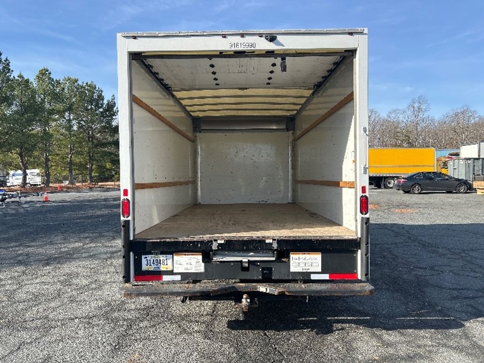 Light Duty Box Truck-Light and Medium Duty Trucks-GMC-2021-Savana G33903-Harrisburg-PA-111,265\n\t\tmiles-$ 27,250 - Image 8