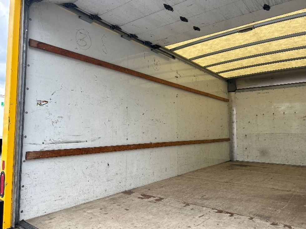 Light Duty Box Truck-Light and Medium Duty Trucks-GMC-2021-Savana G33903-Harrisburg-PA-115,360\n\t\tmiles-$ 24,500 - Image 11