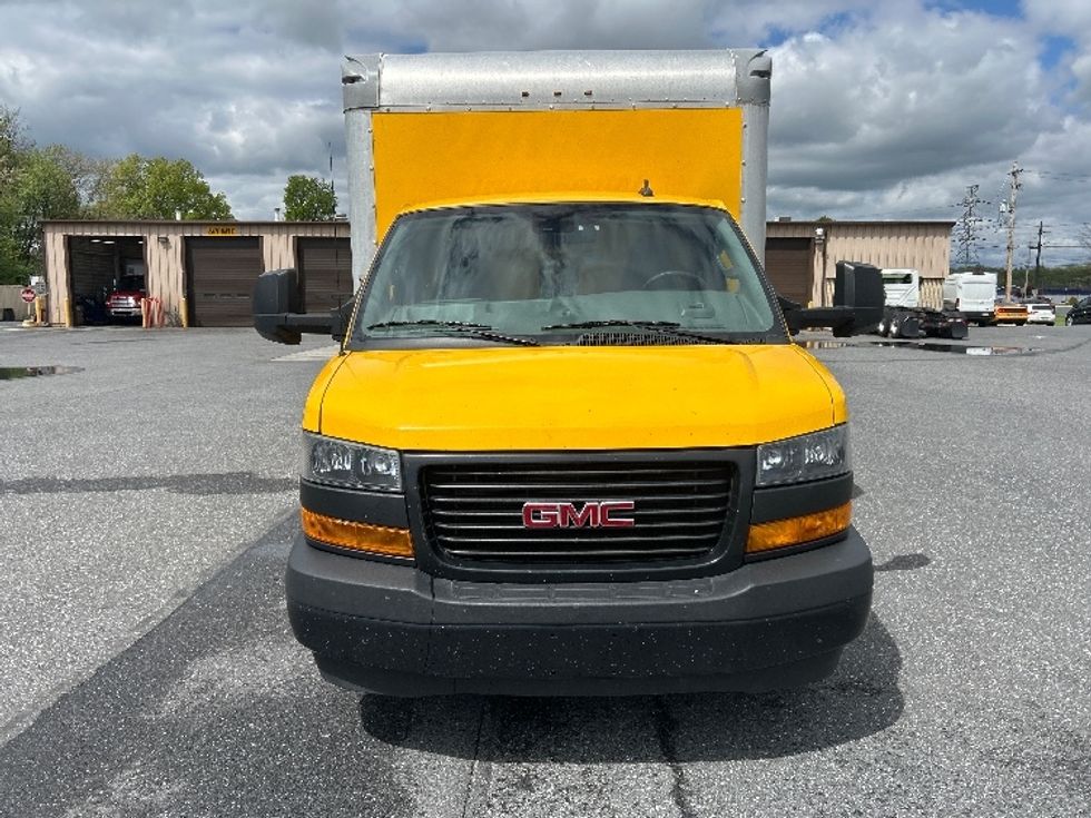 Light Duty Box Truck-Light and Medium Duty Trucks-GMC-2021-Savana G33903-Harrisburg-PA-115,360\n\t\tmiles-$ 24,500 - Image 2