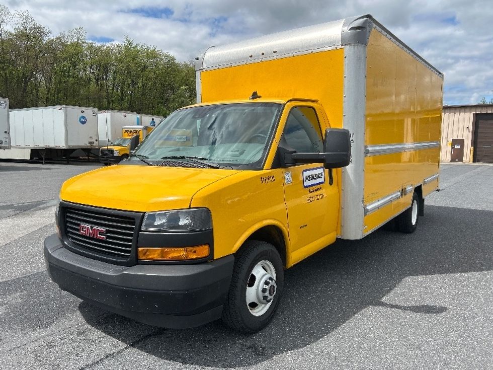 Light Duty Box Truck-Light and Medium Duty Trucks-GMC-2021-Savana G33903-Harrisburg-PA-115,360\n\t\tmiles-$ 24,500 - Image 3
