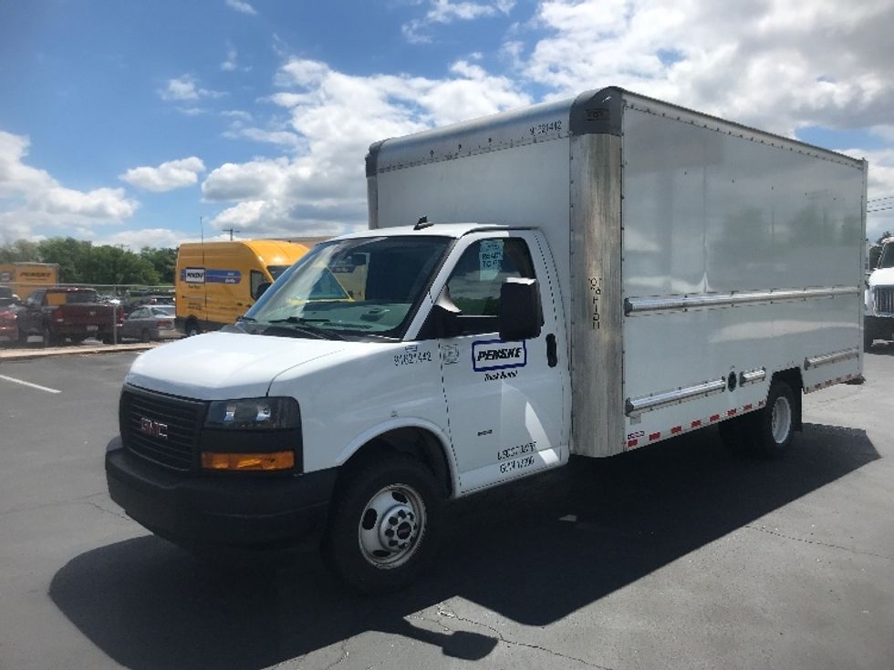 Light Duty Box Truck-Light and Medium Duty Trucks-GMC-2021-Savana G33903-Harrisburg-PA-66,967\n\t\tmiles-$ 32,250 - Image 3