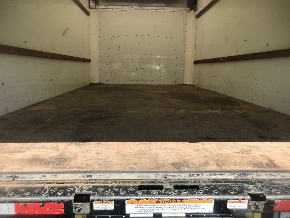 Light Duty Box Truck-Light and Medium Duty Trucks-GMC-2021-Savana G33903-Harrisburg-PA-66,967\n\t\tmiles-$ 32,250 - Image 9