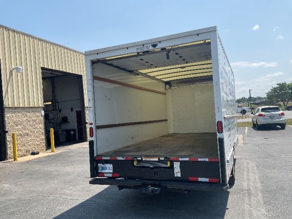 Light Duty Box Truck-Light and Medium Duty Trucks-GMC-2021-Savana G33903-Harrisburg-PA-72,941\n\t\tmiles-$ 31,500 - Image 9