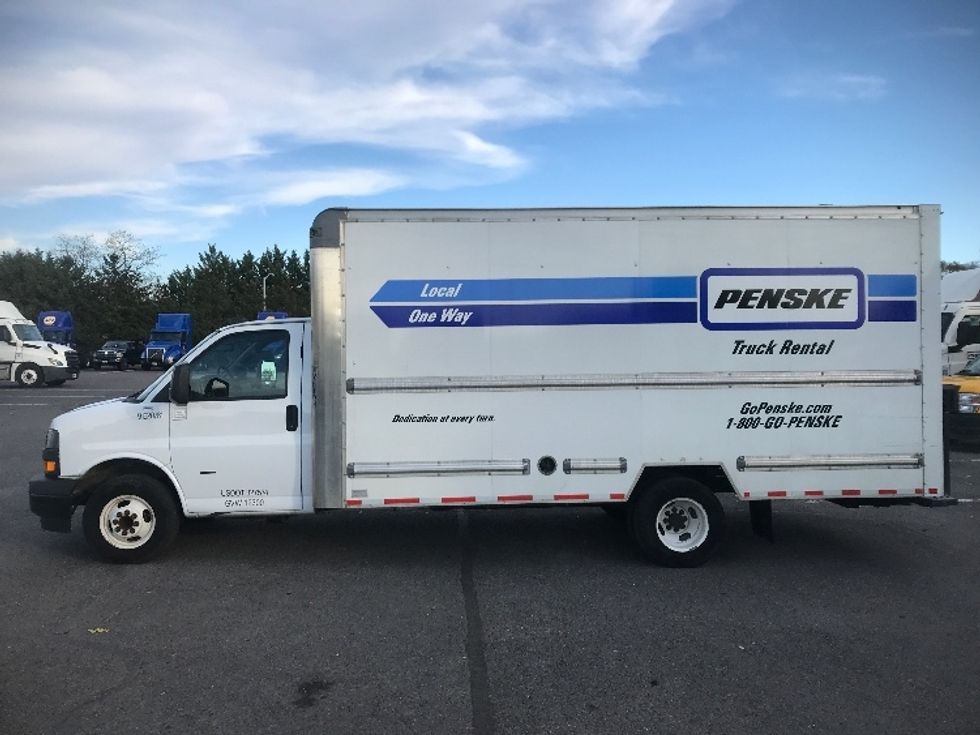 Light Duty Box Truck-Light and Medium Duty Trucks-GMC-2021-Savana G33903-Harrisburg-PA-80,410\n\t\tmiles-$ 31,750 - Image 4