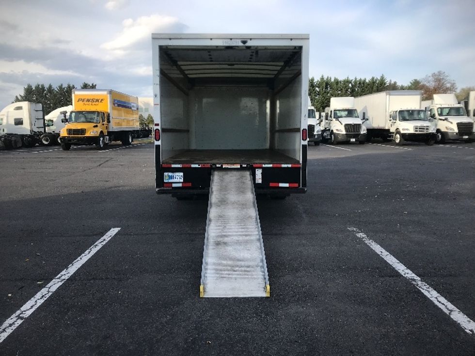 Light Duty Box Truck-Light and Medium Duty Trucks-GMC-2021-Savana G33903-Harrisburg-PA-80,410\n\t\tmiles-$ 31,750 - Image 9