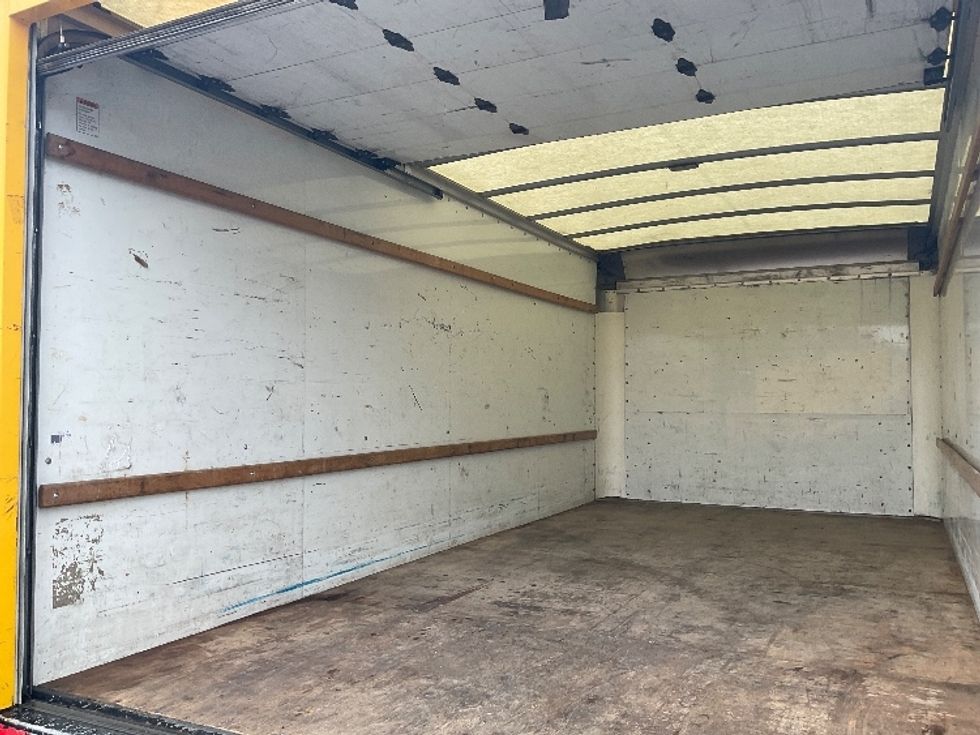 Light Duty Box Truck-Light and Medium Duty Trucks-GMC-2021-Savana G33903-Harrisburg-PA-89,979\n\t\tmiles-$ 26,750 - Image 11