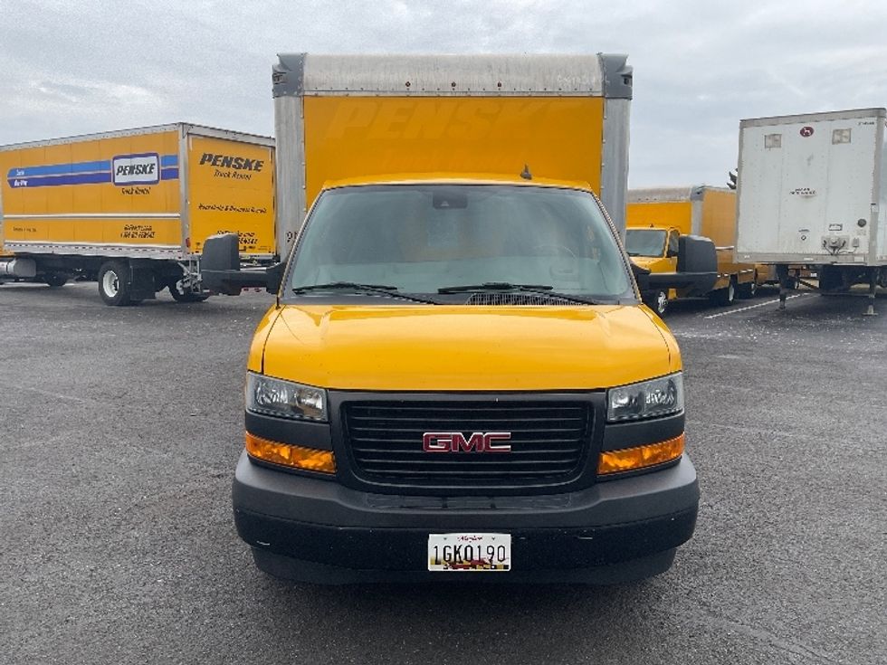 Light Duty Box Truck-Light and Medium Duty Trucks-GMC-2021-Savana G33903-Harrisburg-PA-89,979\n\t\tmiles-$ 26,750 - Image 2