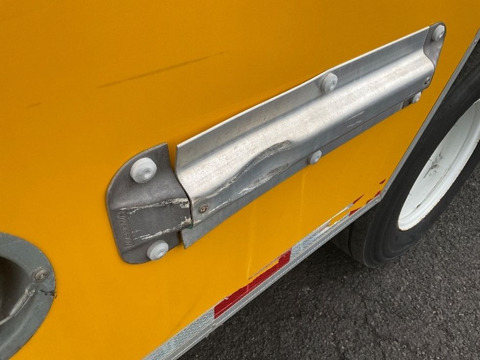 Light Duty Box Truck-Light and Medium Duty Trucks-GMC-2021-Savana G33903-Harrisburg-PA-89,979\n\t\tmiles-$ 26,750 - Image 26