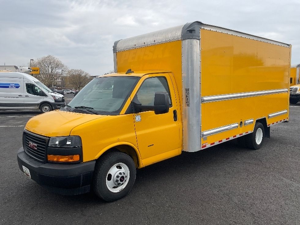 Light Duty Box Truck-Light and Medium Duty Trucks-GMC-2021-Savana G33903-Harrisburg-PA-89,979\n\t\tmiles-$ 26,750 - Image 3