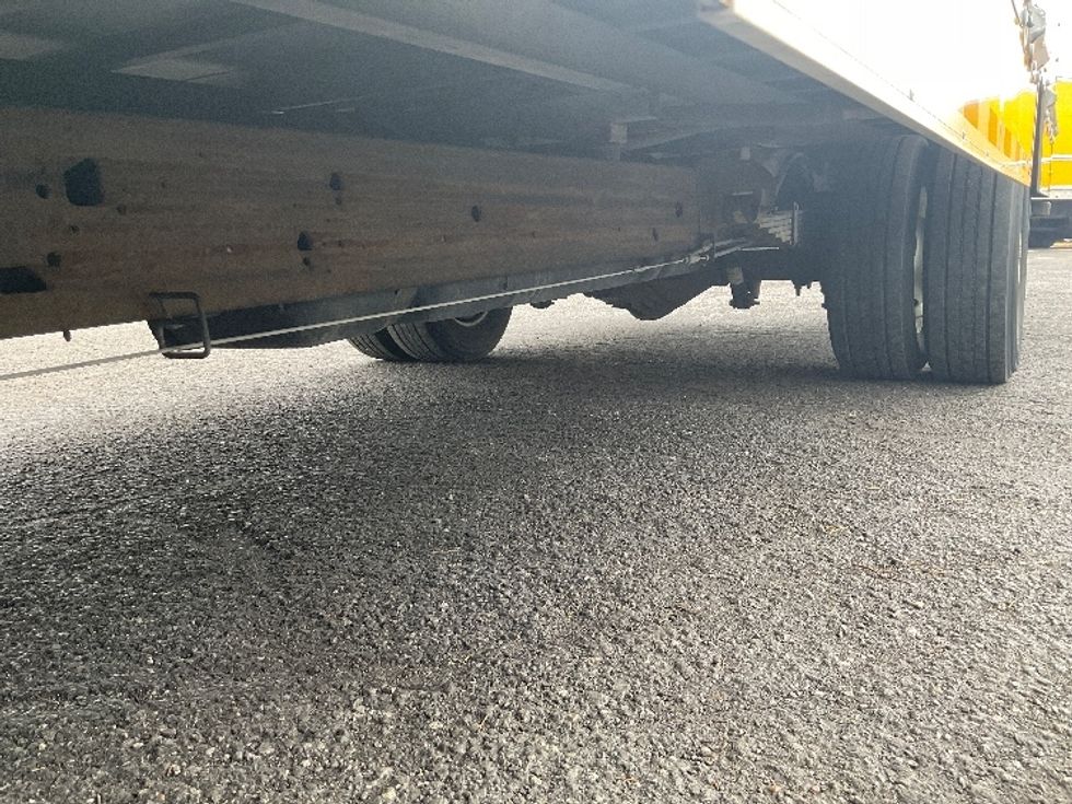 Light Duty Box Truck-Light and Medium Duty Trucks-GMC-2021-Savana G33903-Harrisburg-PA-89,979\n\t\tmiles-$ 26,750 - Image 5