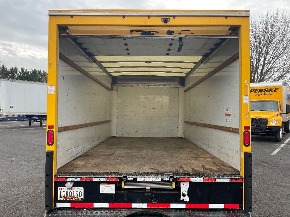 Light Duty Box Truck-Light and Medium Duty Trucks-GMC-2021-Savana G33903-Harrisburg-PA-89,979\n\t\tmiles-$ 26,750 - Image 8