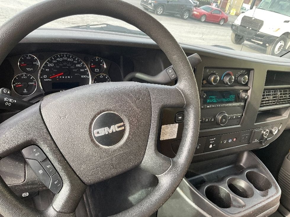 Light Duty Box Truck-Light and Medium Duty Trucks-GMC-2021-Savana G33903-Harrisburg-PA-91,006\n\t\tmiles-$ 26,750 - Image 15