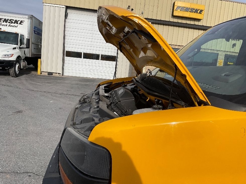 Light Duty Box Truck-Light and Medium Duty Trucks-GMC-2021-Savana G33903-Harrisburg-PA-91,006\n\t\tmiles-$ 26,750 - Image 21