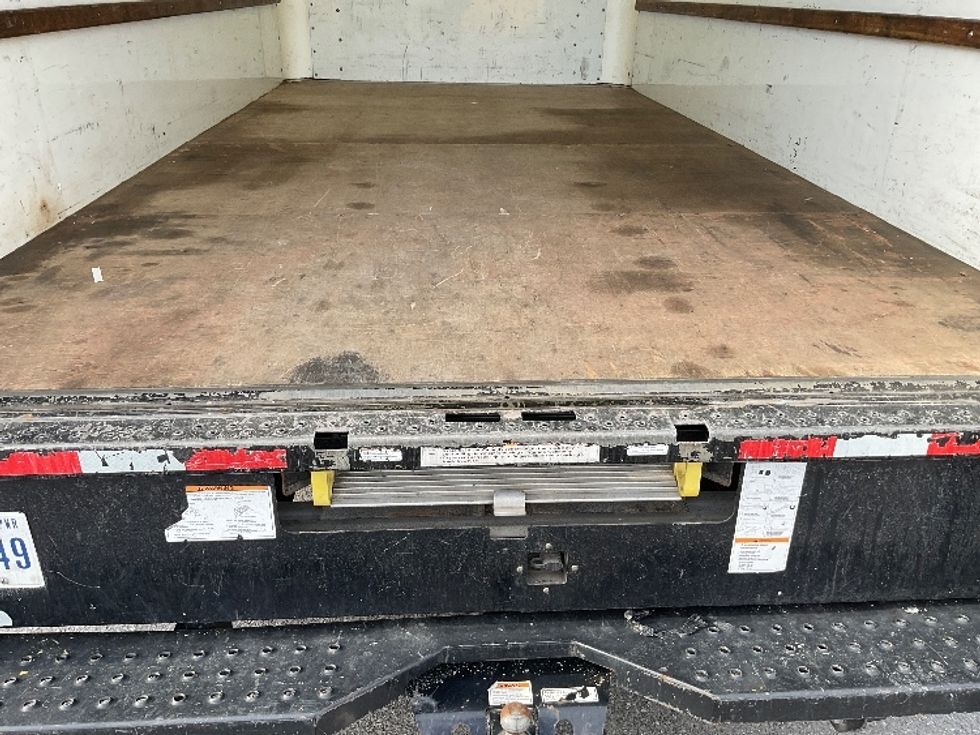 Light Duty Box Truck-Light and Medium Duty Trucks-GMC-2021-Savana G33903-Harrisburg-PA-91,006\n\t\tmiles-$ 26,750 - Image 8